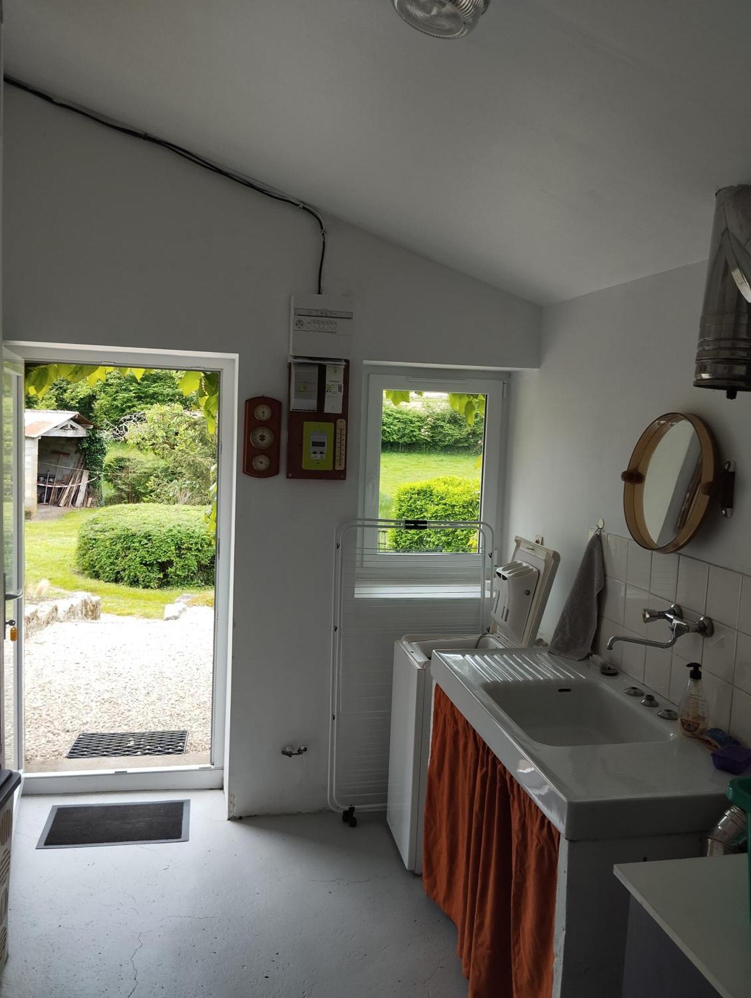 Maison Au Calme Avec Vue Etang Clesse  ภายนอก รูปภาพ